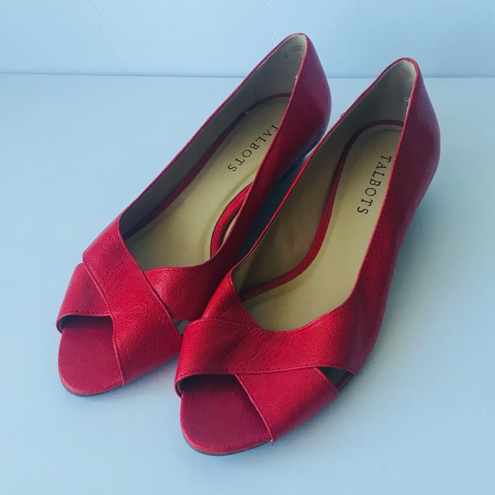Talbots Woman’s burn orange  Wedges Size 7M